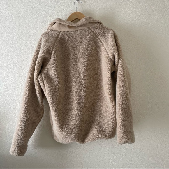 Brandy Melville John Galt Sherpa Teddy Jacket - Picture 5 of 5